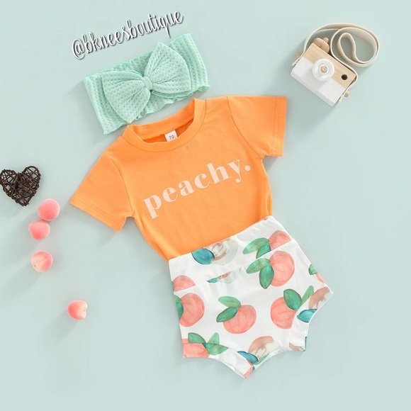 Babygirl Boutique Peachy Fruit 3pc. Bloomer Outfit Set - Picture 2 of 3